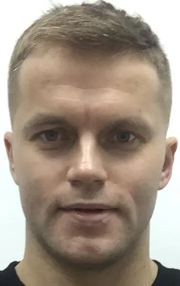 Дмитрий Голышев