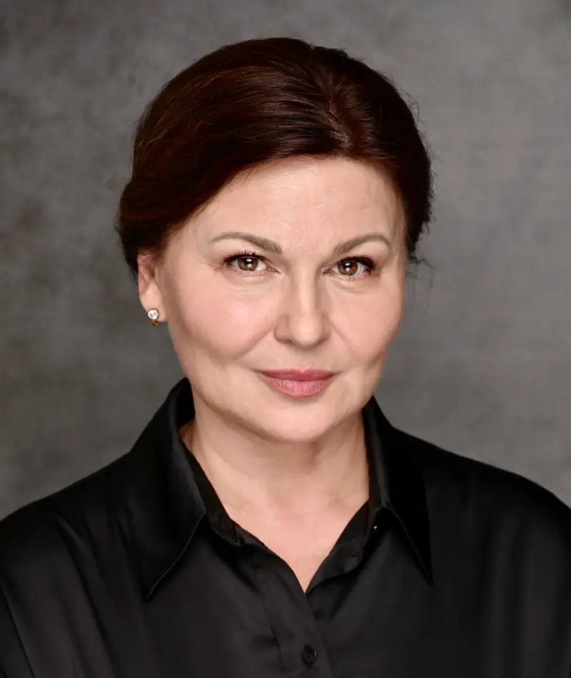 Лана Долева