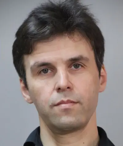 Денис Первомайский