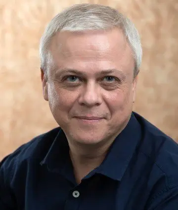 Георгий Николаев