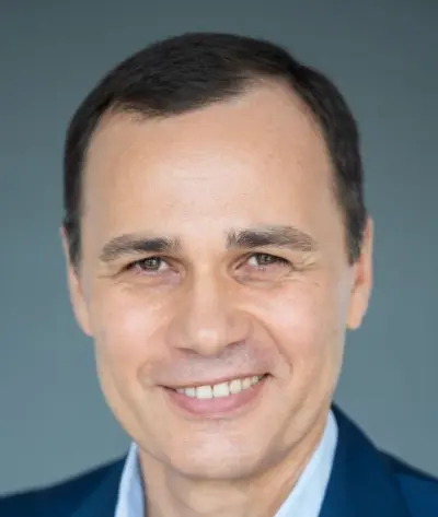 Александр Ветлугаев