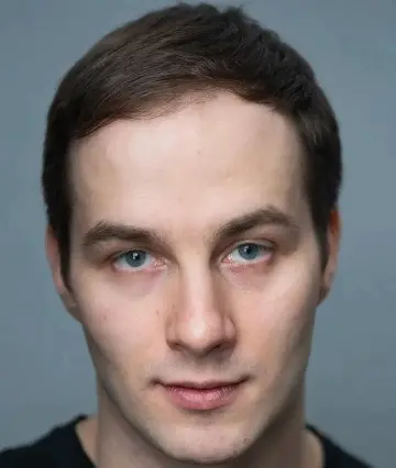 Александр Лавров