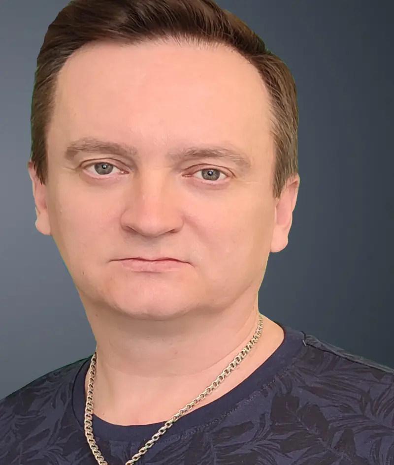 Олег Цветков