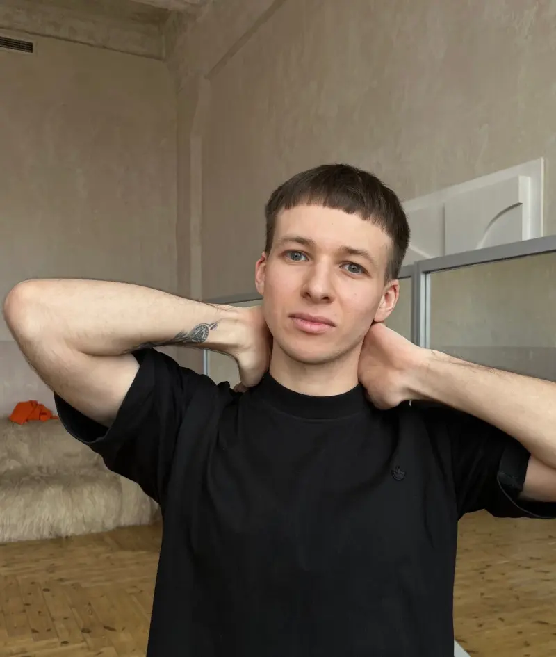 Влад Рябуха