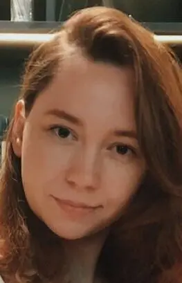 Александра Михайлова