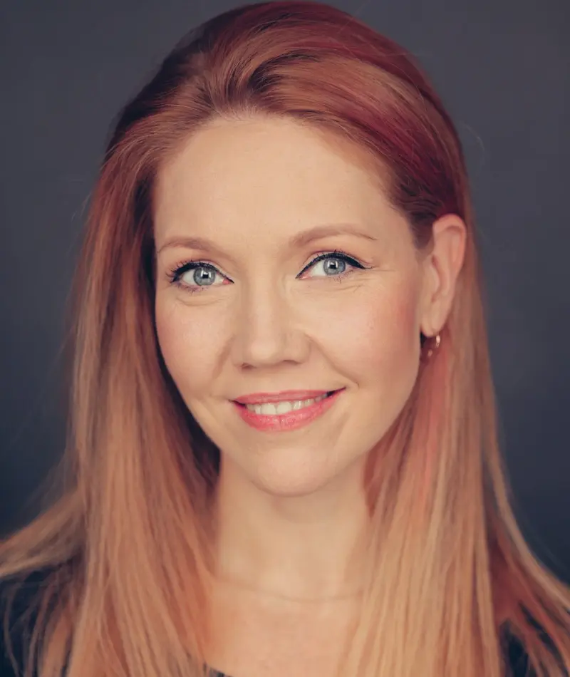 Анна Кирсанова