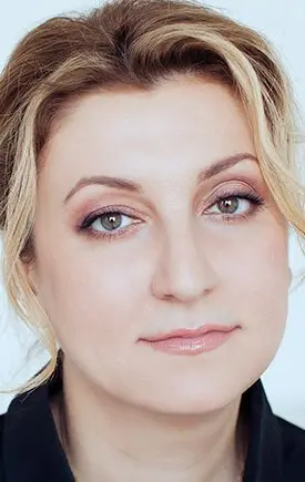 Нелли Яралова