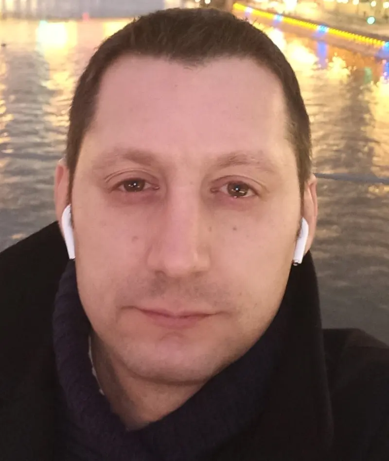 Евгений Голиков