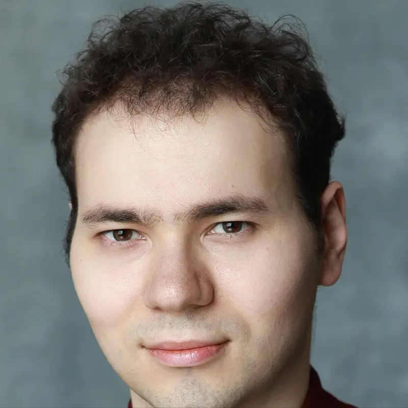 Илья Дрознин